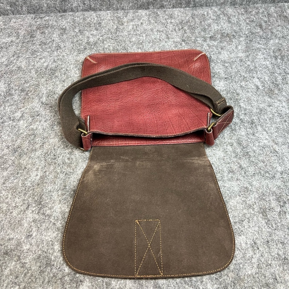 Elegant Messenger Bag Unisex Shoulder Bag Genuine Leather Made In Italy Maroon - Picture 6 of 15